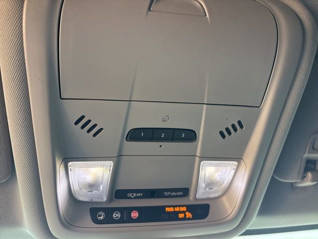 Used 2020 GMC Terrain SLT w/ Preferred Package image 37