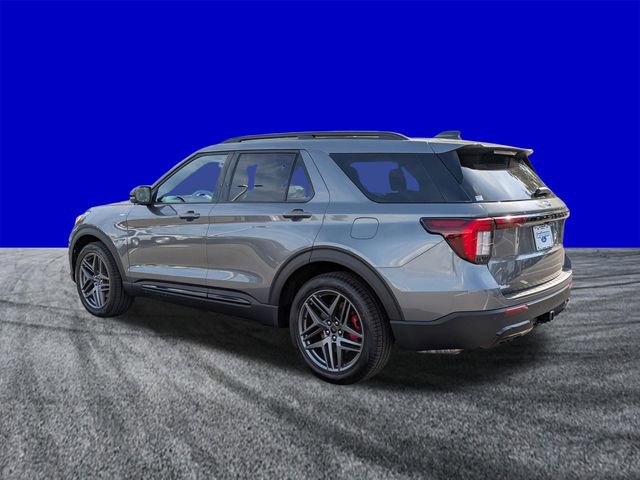 Certified 2026 Ford Explorer ST-Line w/ ST-Line Street Pack image 6