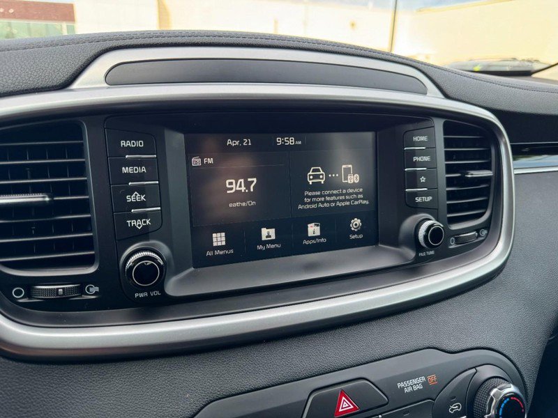 Used 2019 Kia Sorento L FWD image 23