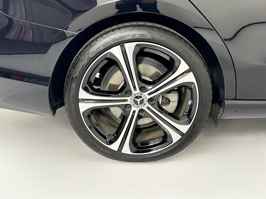 Certified 2025 Mercedes-Benz C 300 Sedan image 33