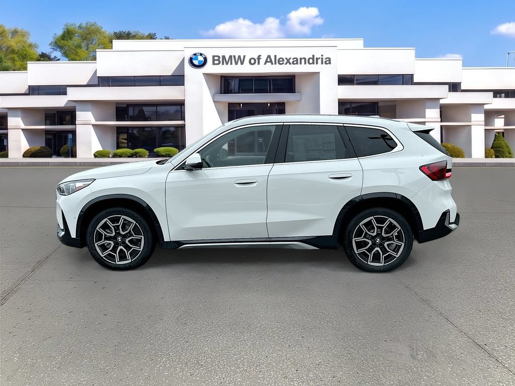 Used 2026 BMW X1 xDrive28i w/ Convenience Package AWD/4WD image 4