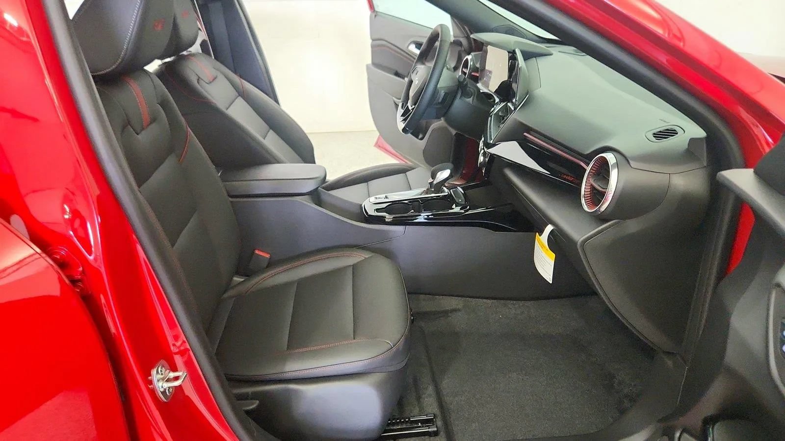 New 2026 Chevrolet Trax RS w/ Driver Confidence Package FWD image 28
