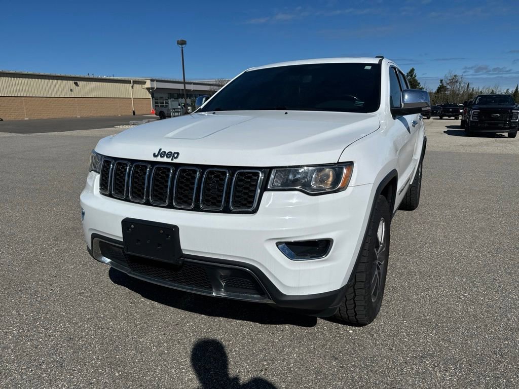 Used 2020 Jeep Grand Cherokee Limited w/ Luxury Group II AWD/4WD image 3