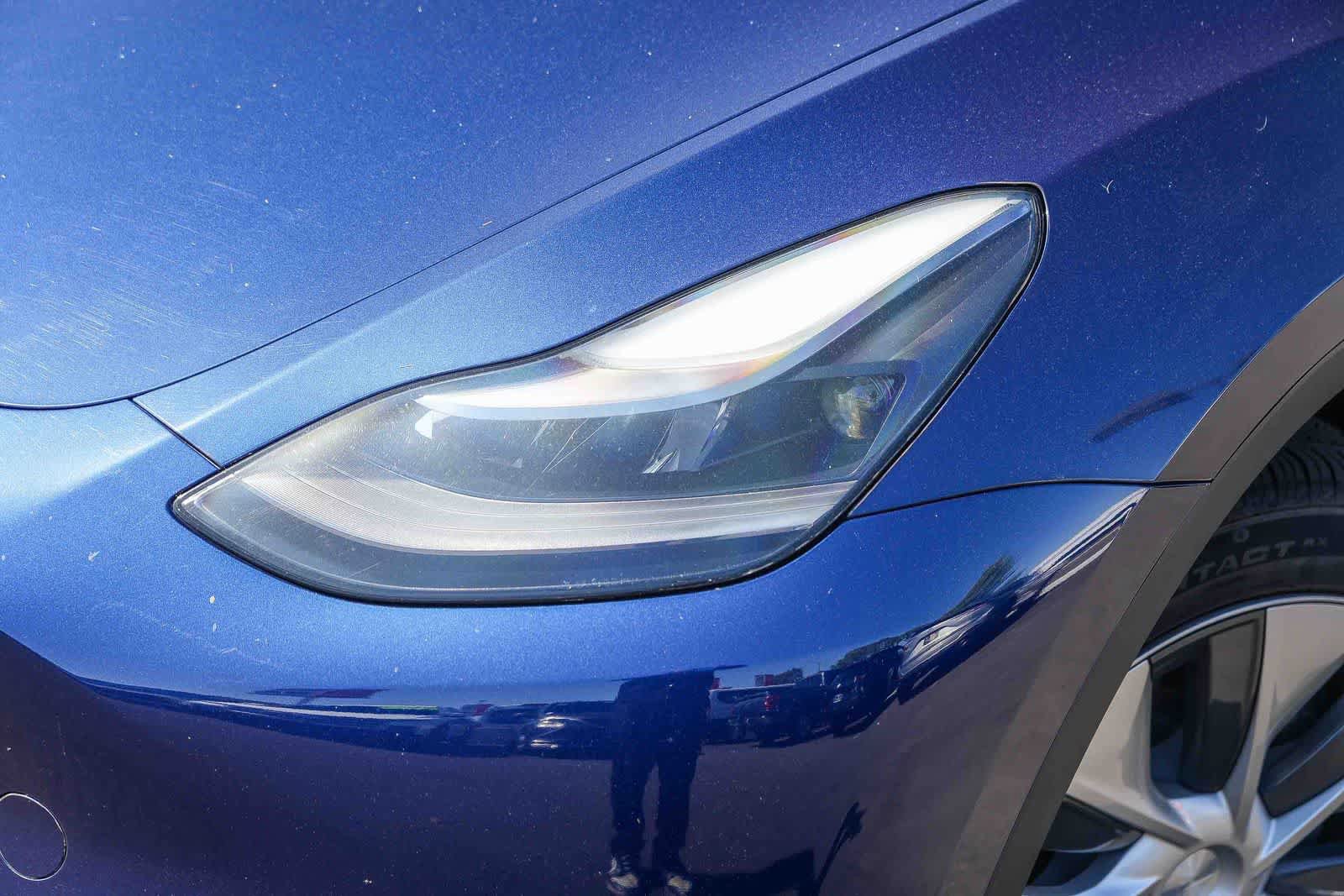 Used 2023 Tesla Model Y 2WD image 2