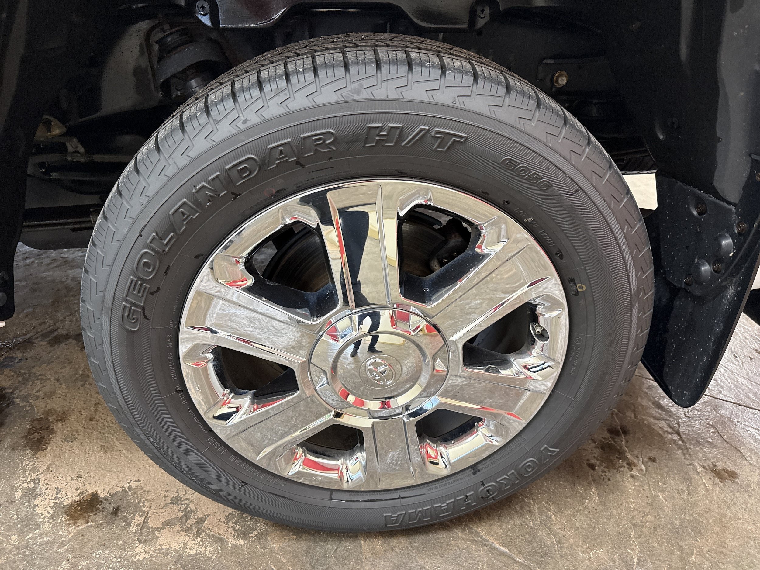 Used 2019 Toyota Tundra 1794 Edition AWD/4WD image 9