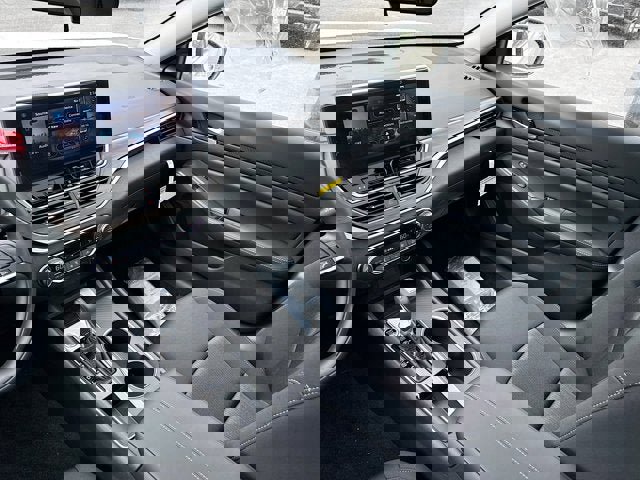 New 2025 Nissan Altima 2.5 SV w/ SV Special Edition Package image 26