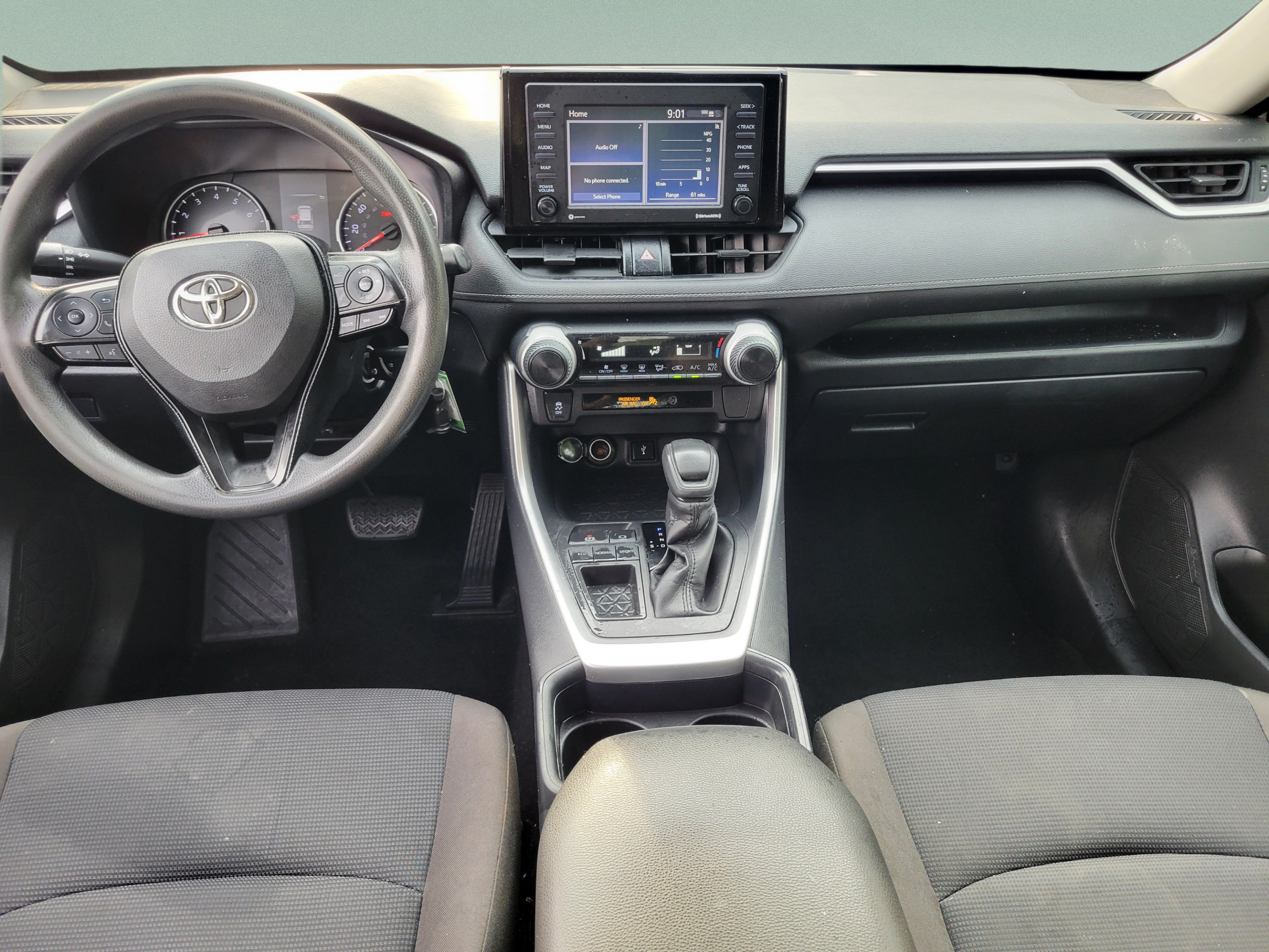 Used 2020 Toyota RAV4 LE w/ Carpet Mat Package FWD image 9