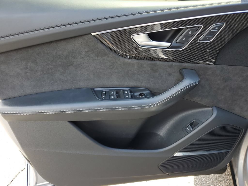 Used 2022 Audi SQ8 Premium Plus AWD/4WD image 21
