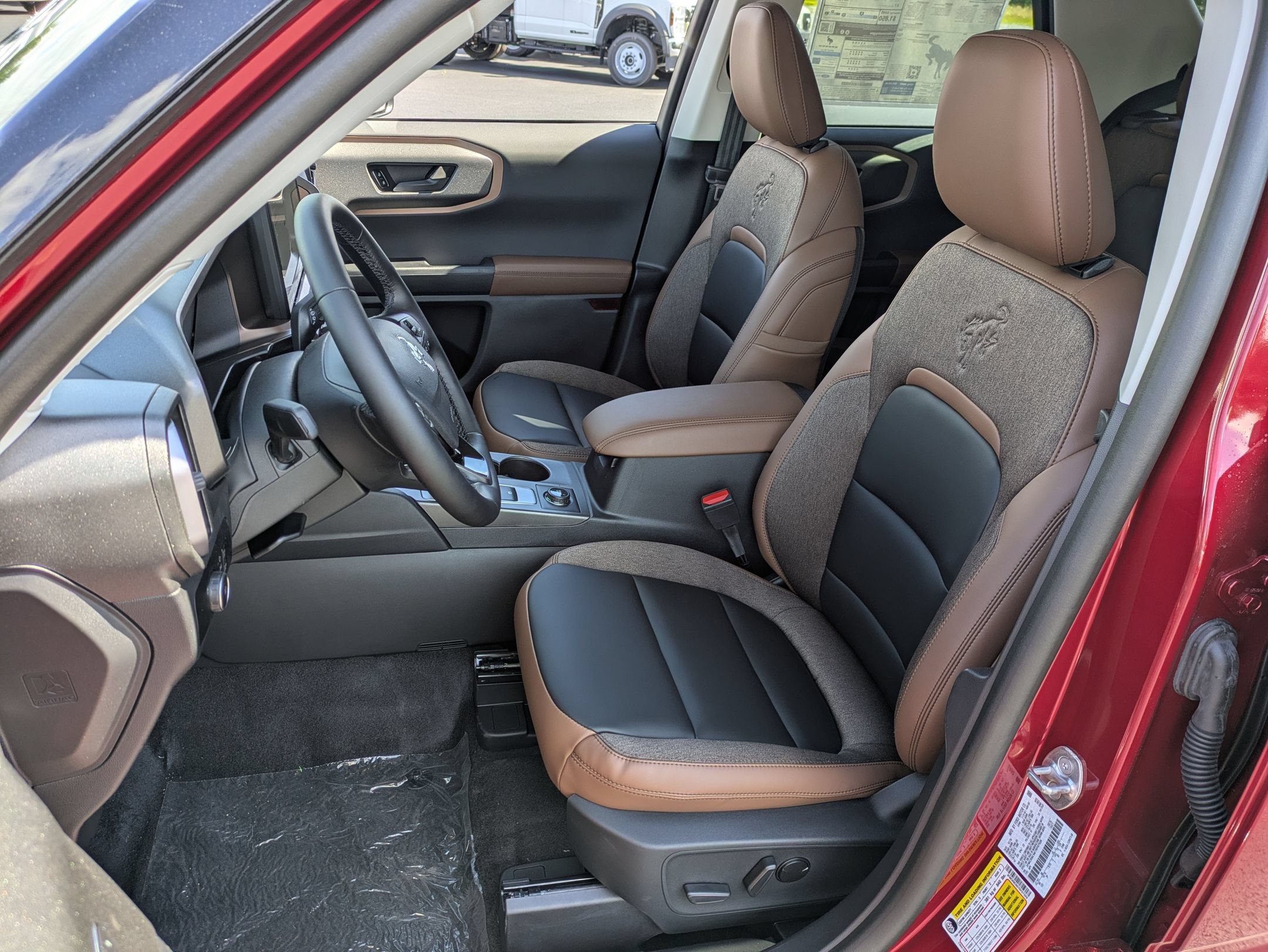 New 2026 Ford Bronco Sport Outer Banks w/ Outer Banks Tech Package+ AWD/4WD image 5