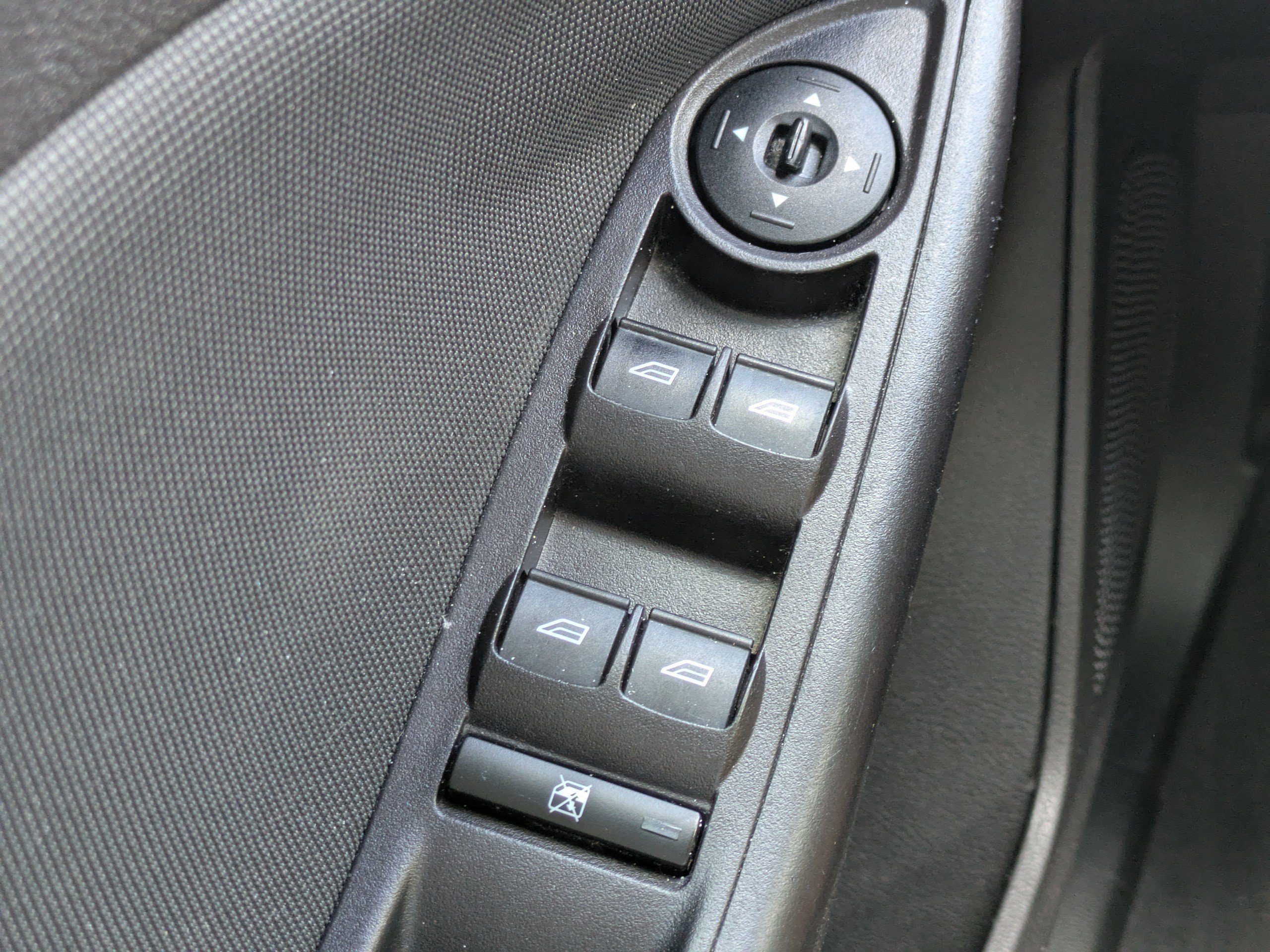 Used 2014 Ford Focus SE w/ SE Sport Package FWD image 18