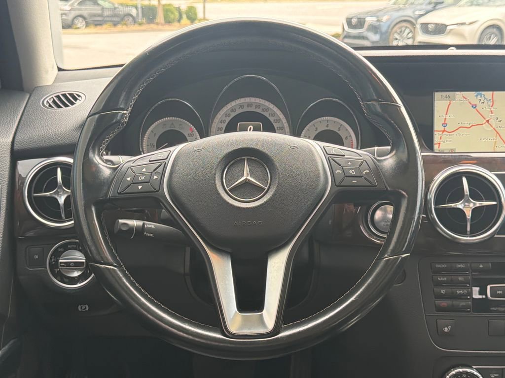Used 2015 Mercedes-Benz GLK 350 4MATIC image 26