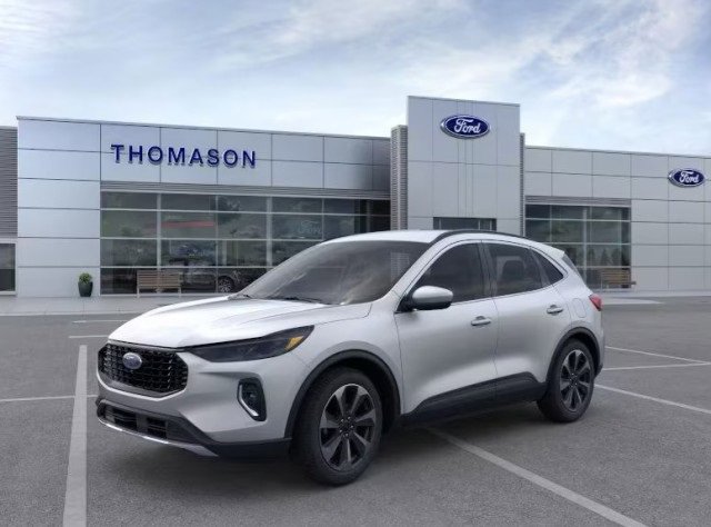 New 2023 Ford Escape Platinum w/ Premium Technology Package