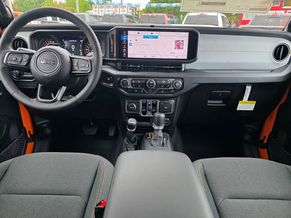 New 2025 Jeep Gladiator Sport AWD/4WD image 8