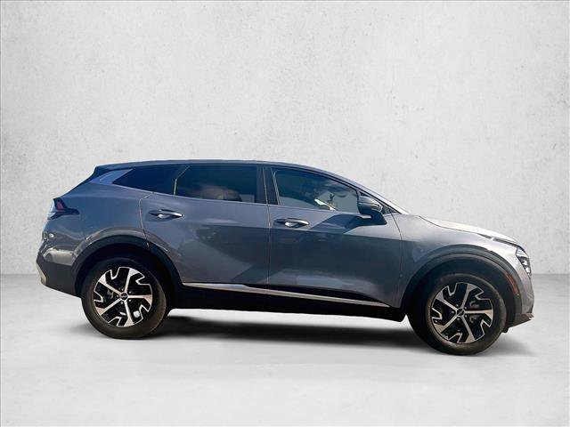 Used 2025 Kia Sportage EX FWD image 5
