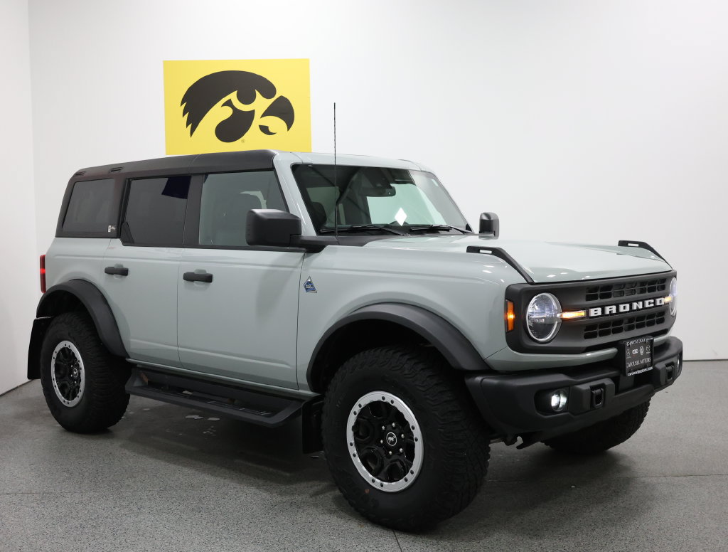Used 2024 Ford Bronco Black Diamond w/ Sasquatch Package AWD/4WD image 6