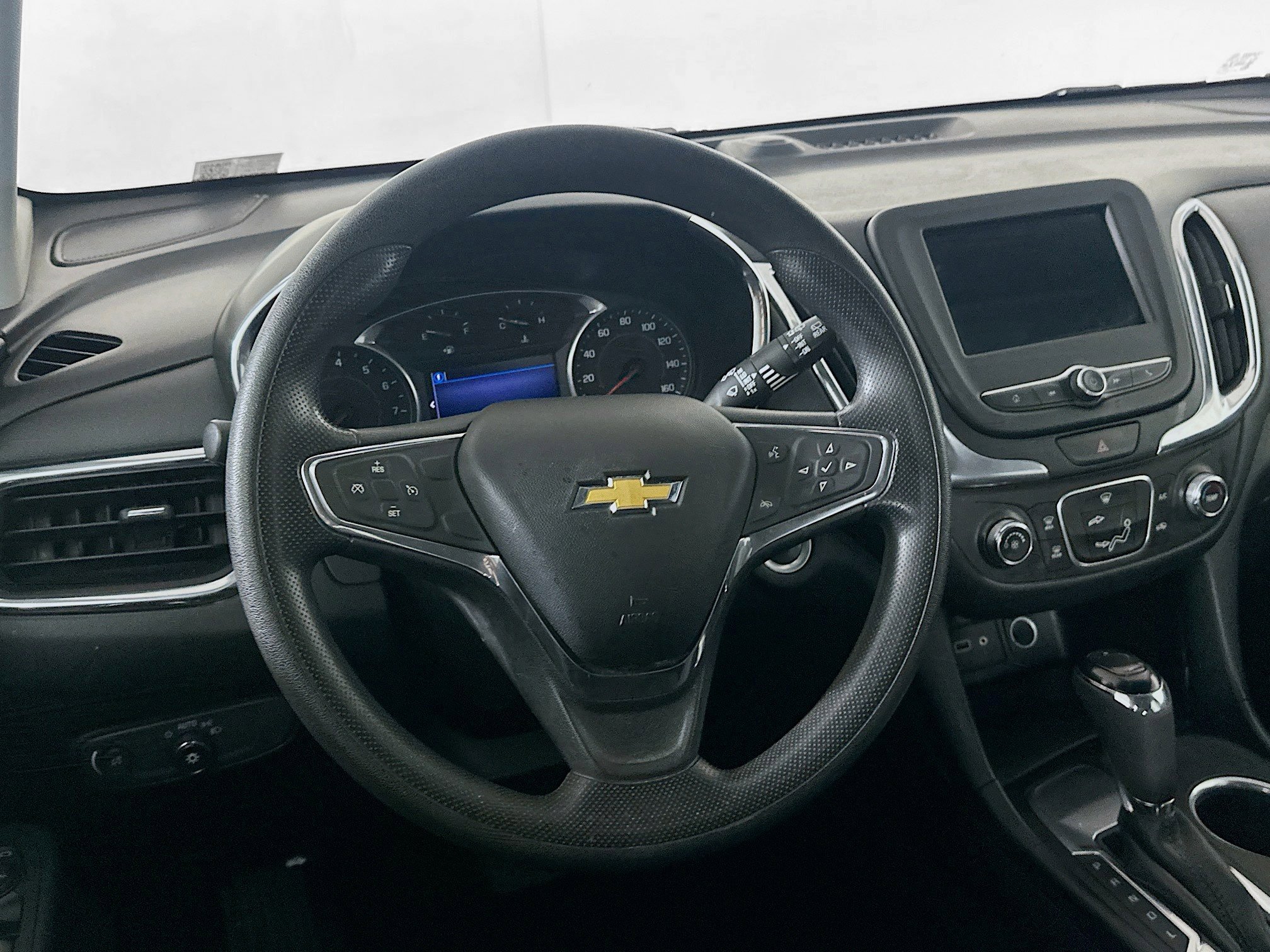 Used 2019 Chevrolet Equinox LT w/ LPO, Floor Liner Package FWD image 18