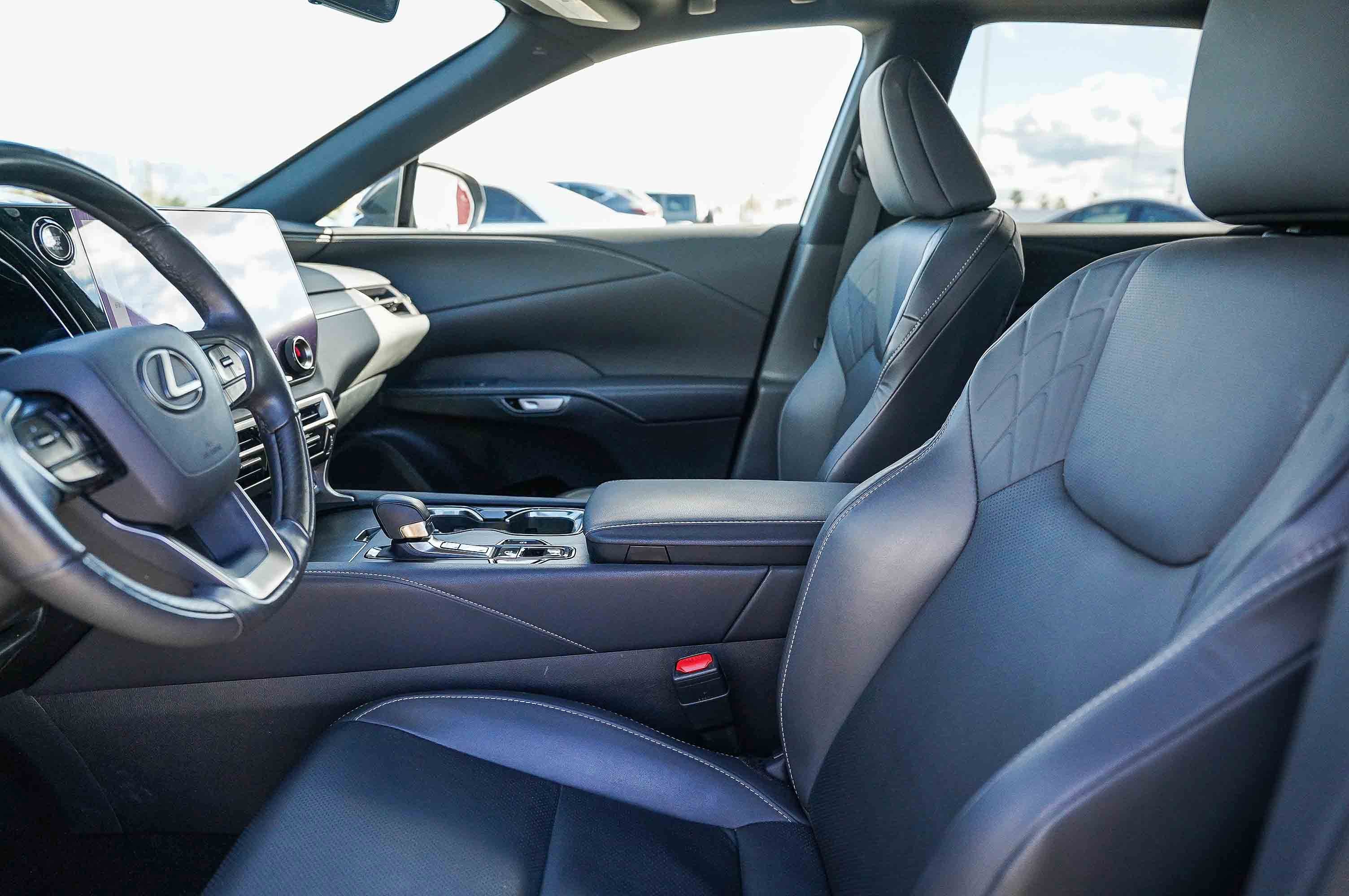 Used 2024 Lexus RX 350 Premium w/ Convenience Package image 19
