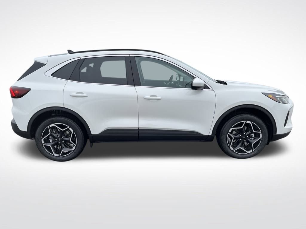 New 2026 Ford Escape Platinum w/ Premium Technology Package image 7
