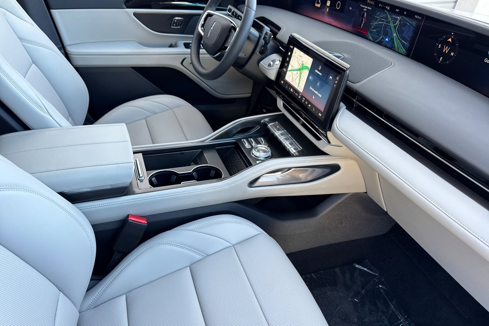 New 2026 Lincoln Nautilus Premier w/ Equipment Group 102A image 15