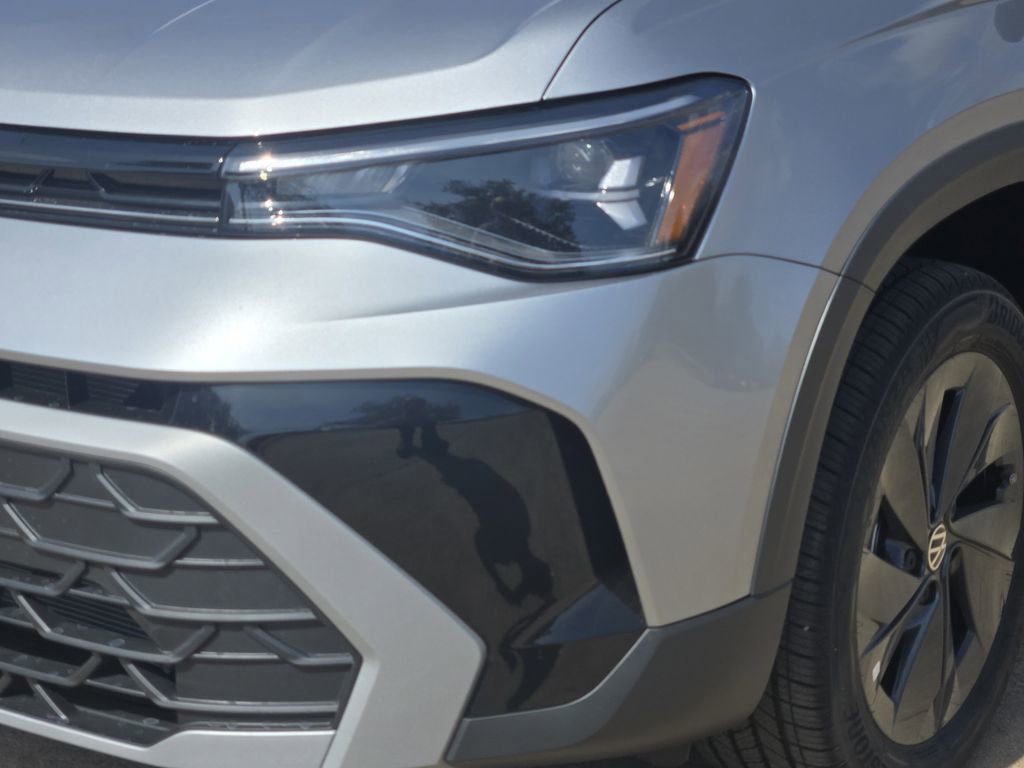 New 2026 Volkswagen Taos S image 6