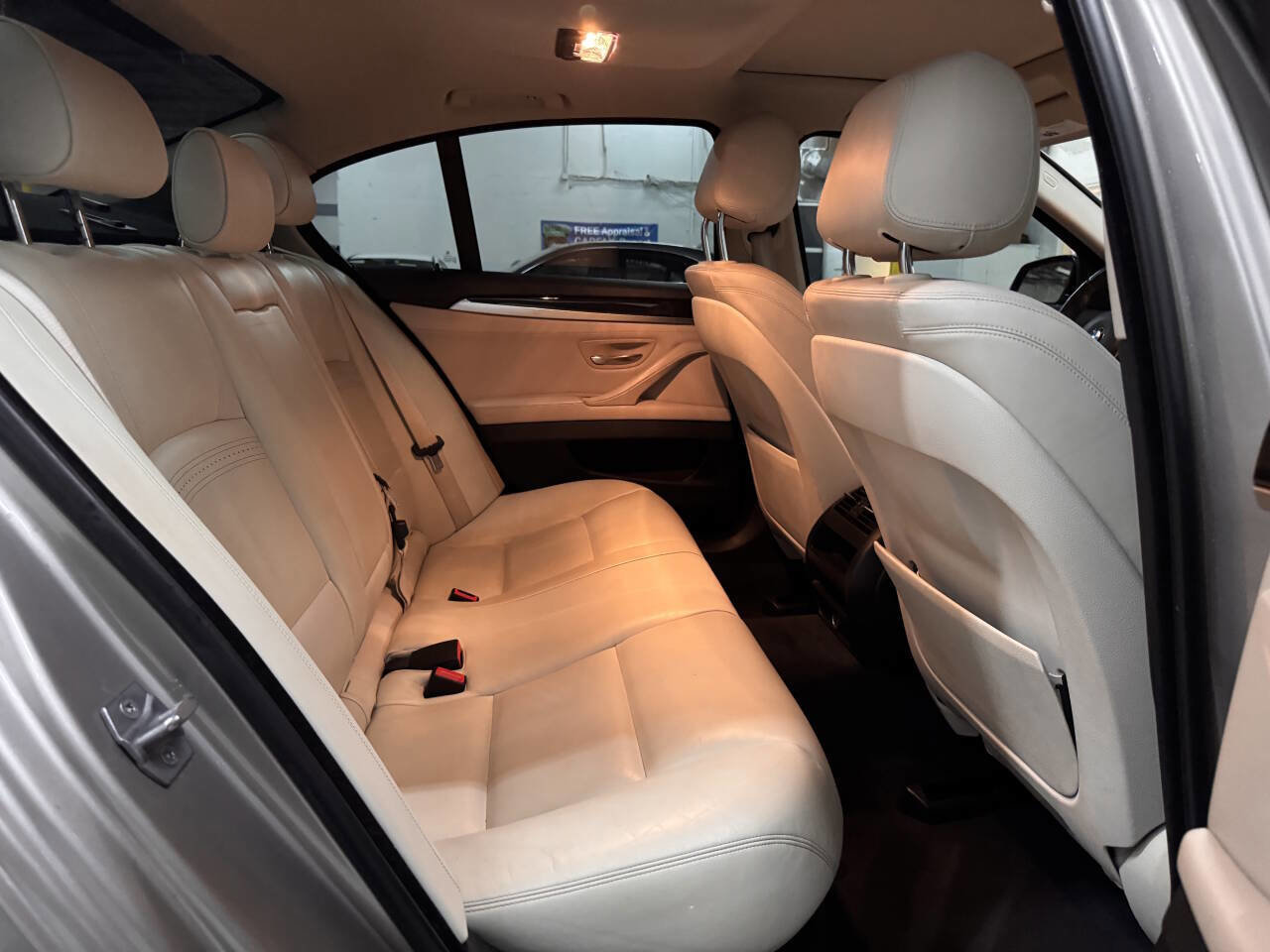 Used 2016 BMW 535i Sedan image 15