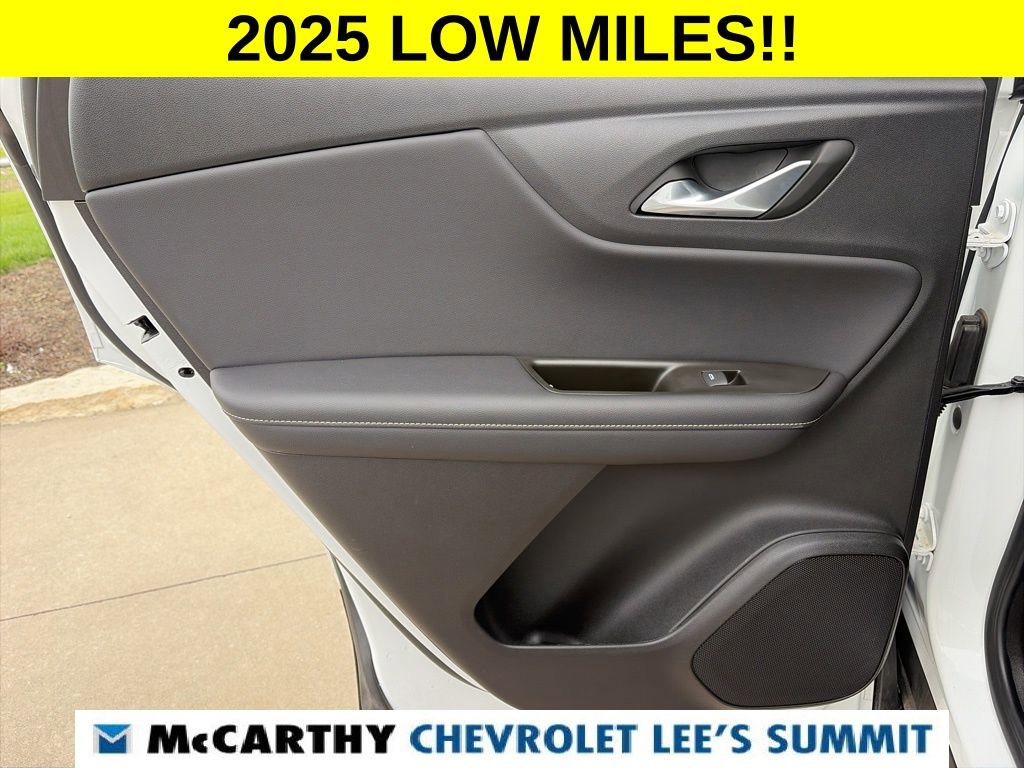 Used 2025 Chevrolet Blazer LT FWD image 38