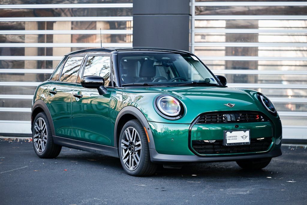 Used 2025 MINI Cooper S image 1