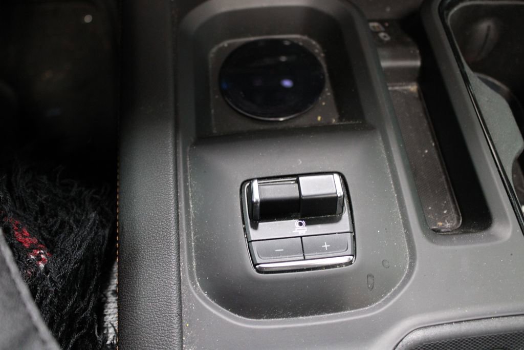 Used 2024 GMC Sierra 2500 AT4 w/ AT4 Premium Plus Package image 40