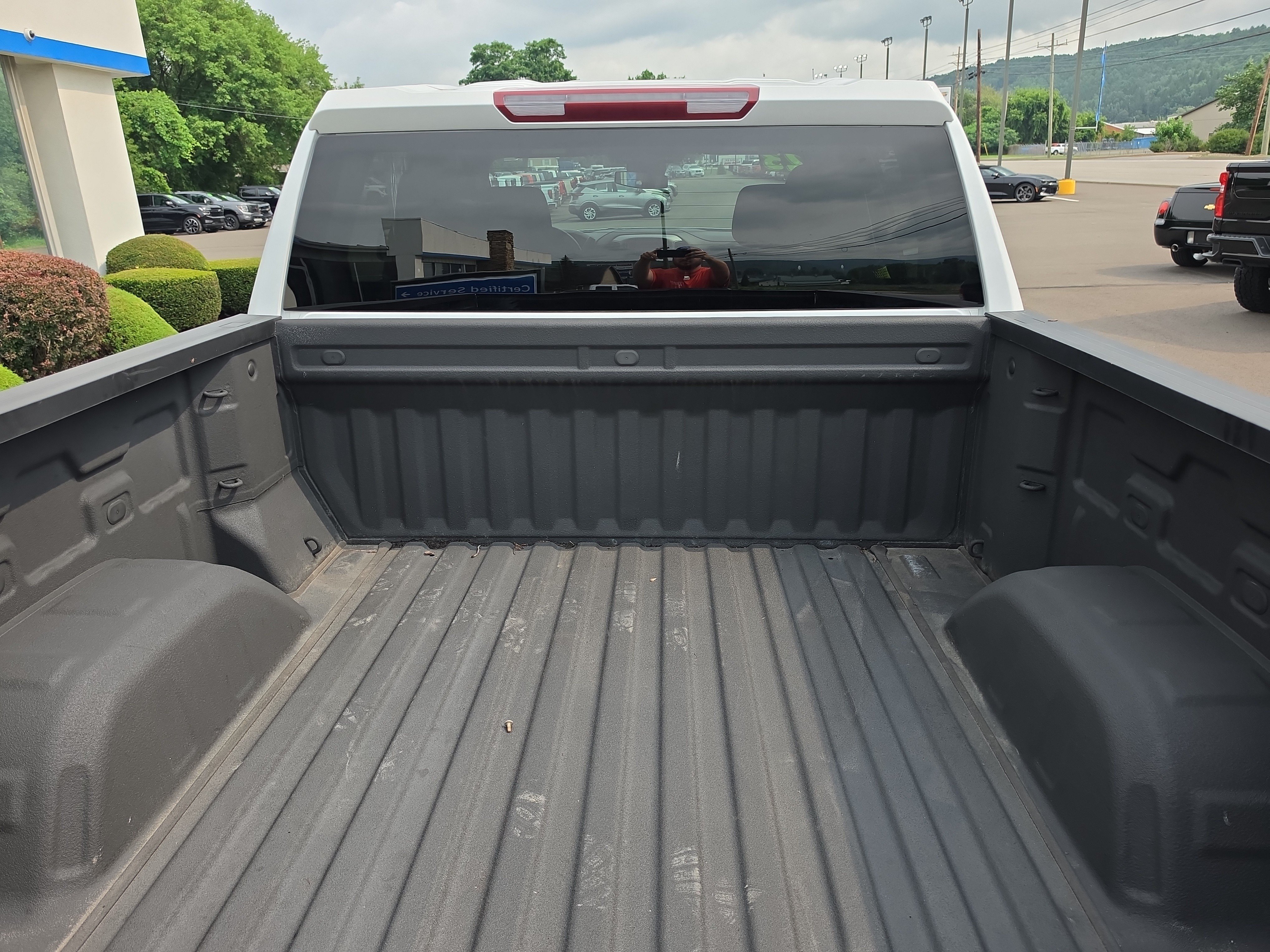 Used 2023 Chevrolet Silverado 1500 Custom w/ Rally Edition AWD/4WD image 5