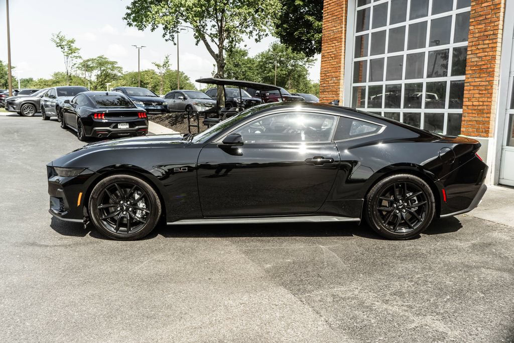 Used 2026 Ford Mustang GT w/ Mustang Nite Pony Package RWD image 35