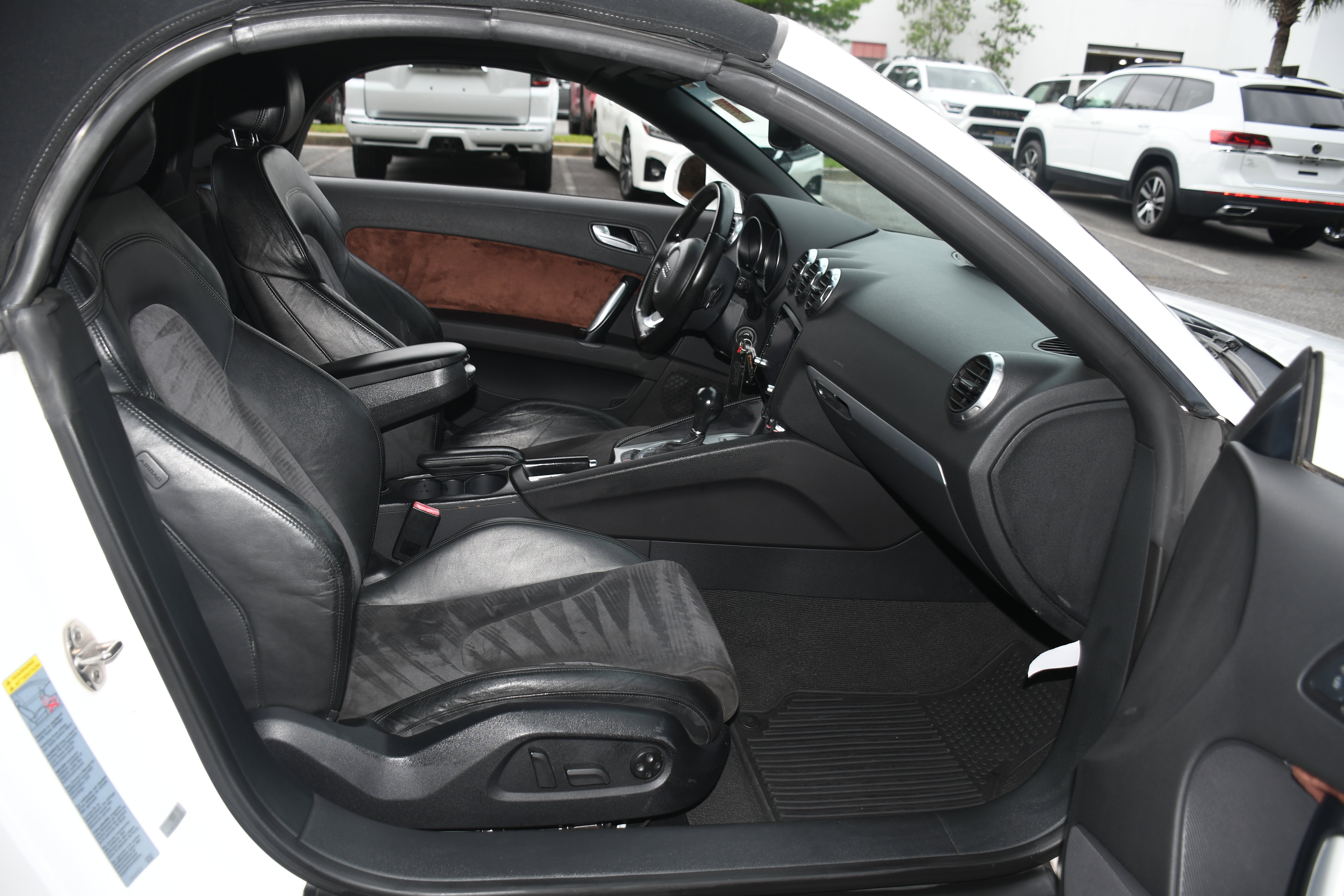 Used 2008 Audi TT 2.0T FWD image 19