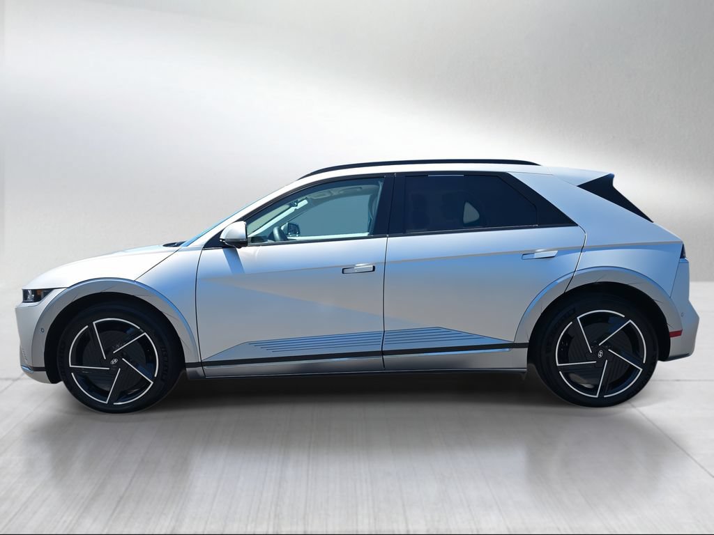 Used 2025 Hyundai Ioniq 5 Limited AWD/4WD image 6