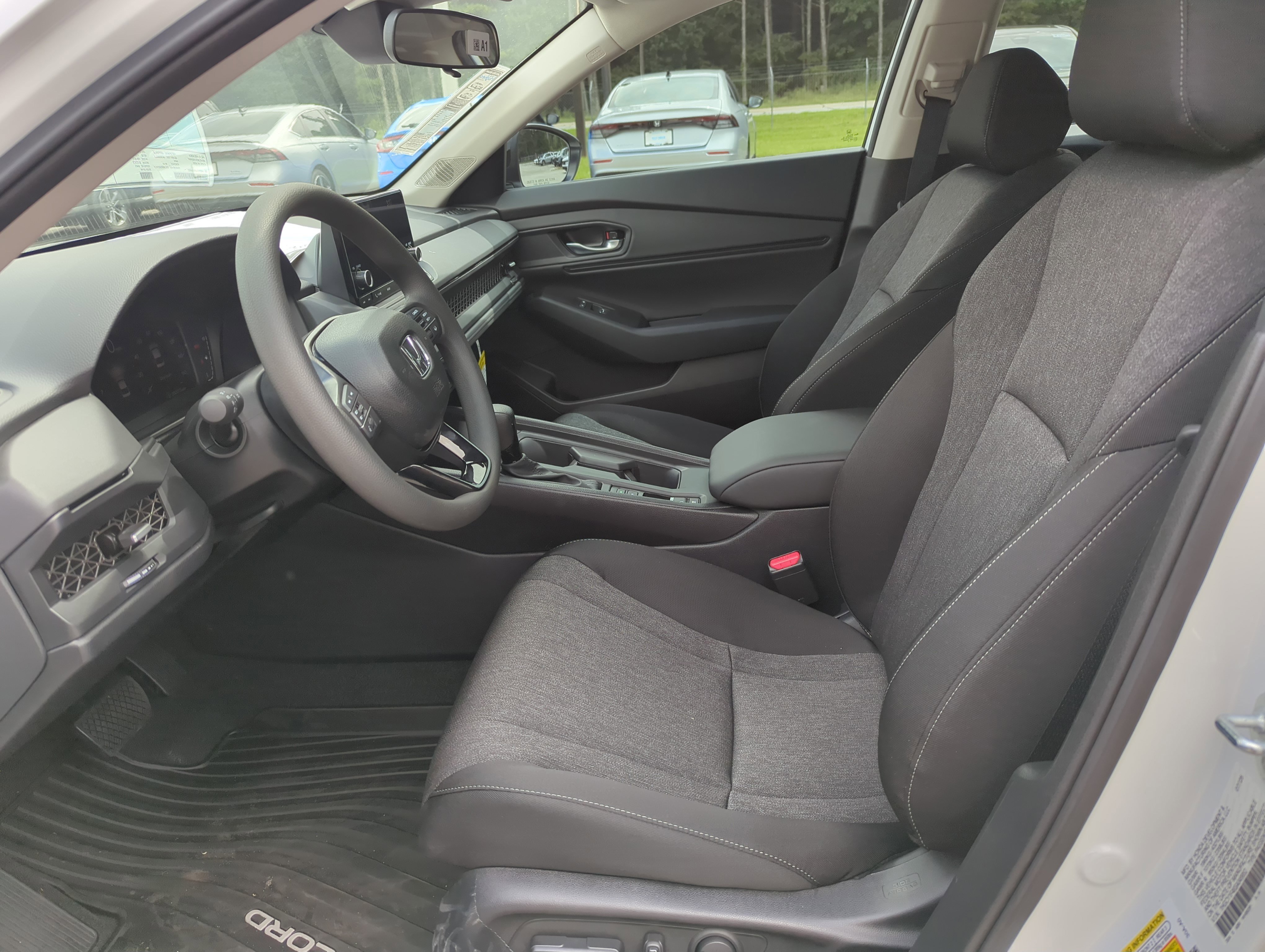 New 2025 Honda Accord SE image 18