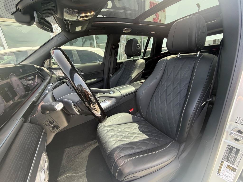 Used 2024 Mercedes-Benz Maybach GLS 600 4MATIC image 23