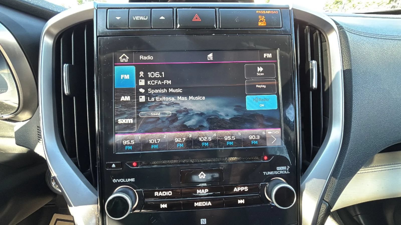 Used 2019 Subaru Ascent Touring w/ Popular Package #3 AWD/4WD image 16