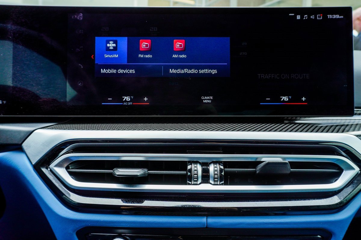 Used 2024 BMW M4 Coupe w/ Executive Package image 31