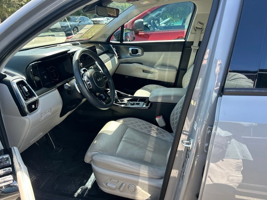 Used 2023 Kia Sorento SX AWD/4WD image 15