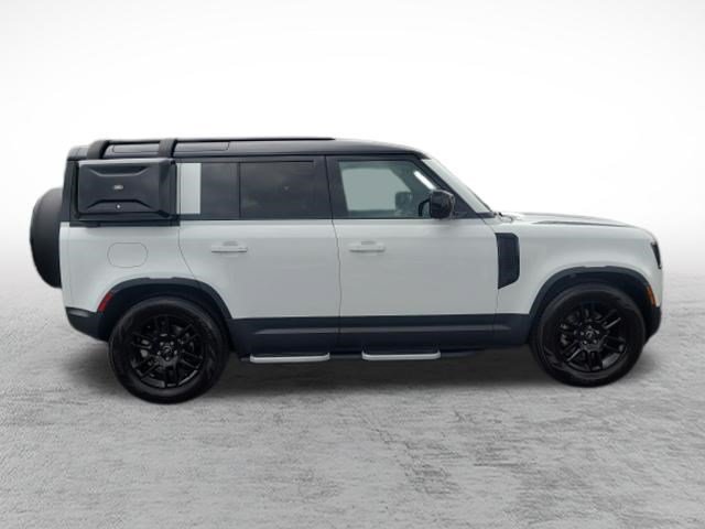 Used 2024 Land Rover Defender 110 S AWD/4WD image 4