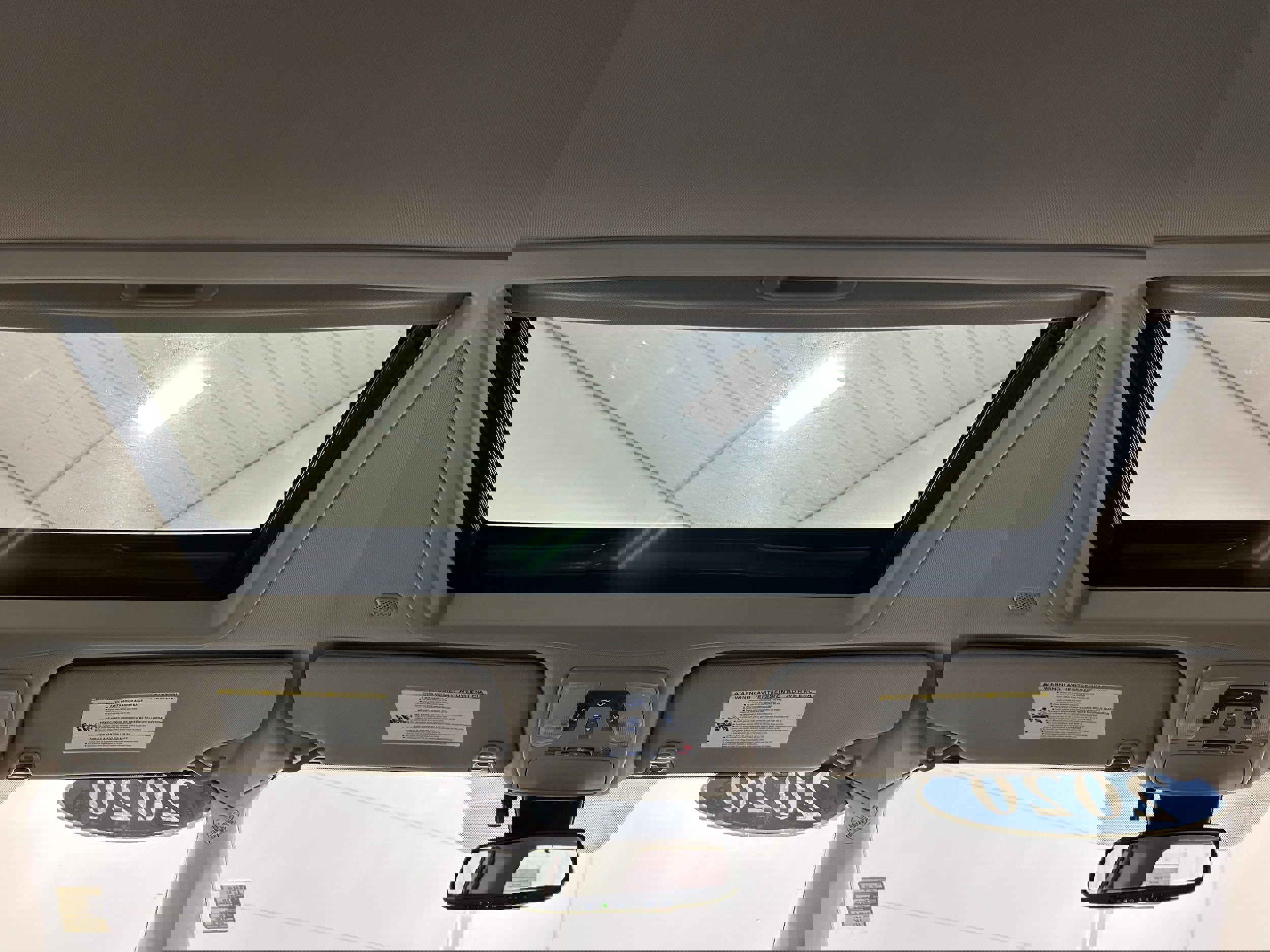 Used 2020 Toyota Sienna XLE w/ XLE Navigation Package image 27