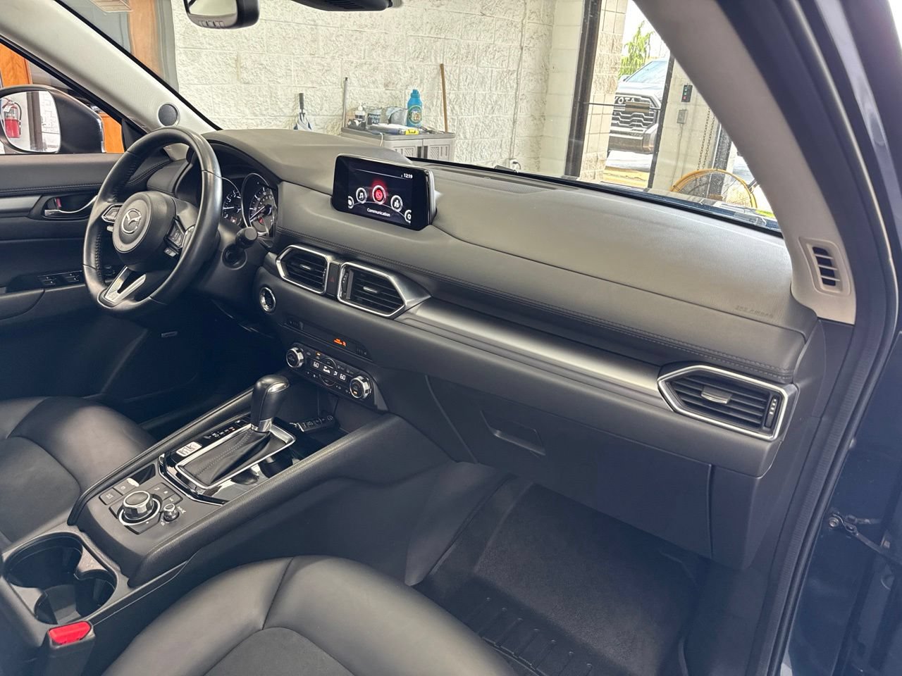 Used 2018 MAZDA CX-5 Touring w/ Preferred Equipment Package AWD/4WD image 51