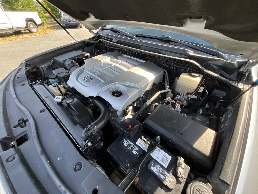 Used 2009 Toyota Land Cruiser AWD/4WD image 46