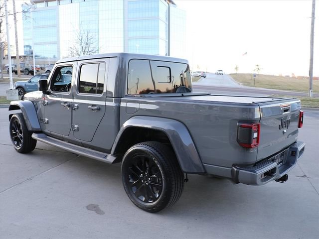 Used 2022 Jeep Gladiator Overland image 4