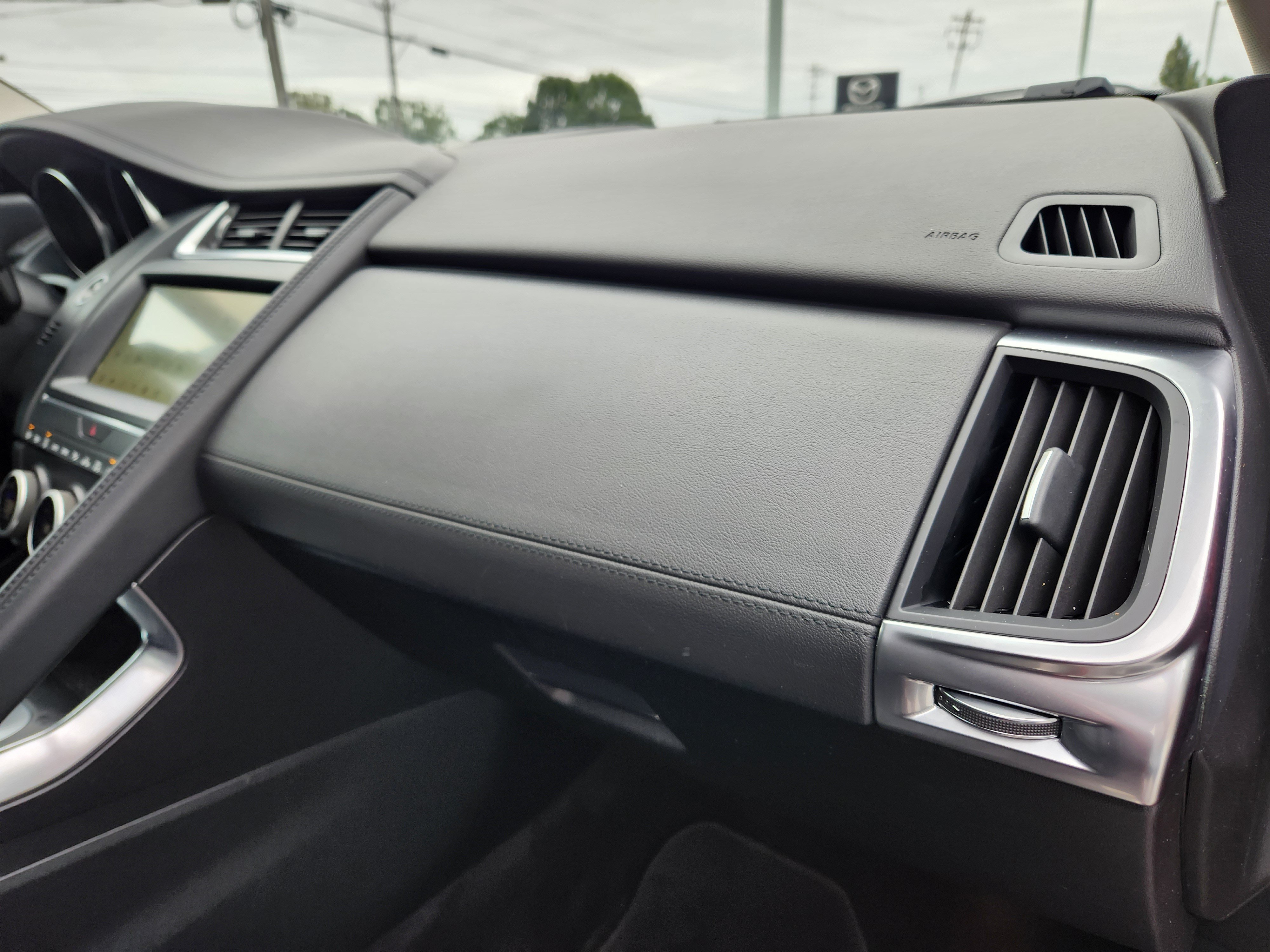 Used 2020 Jaguar E-PACE SE AWD/4WD image 17