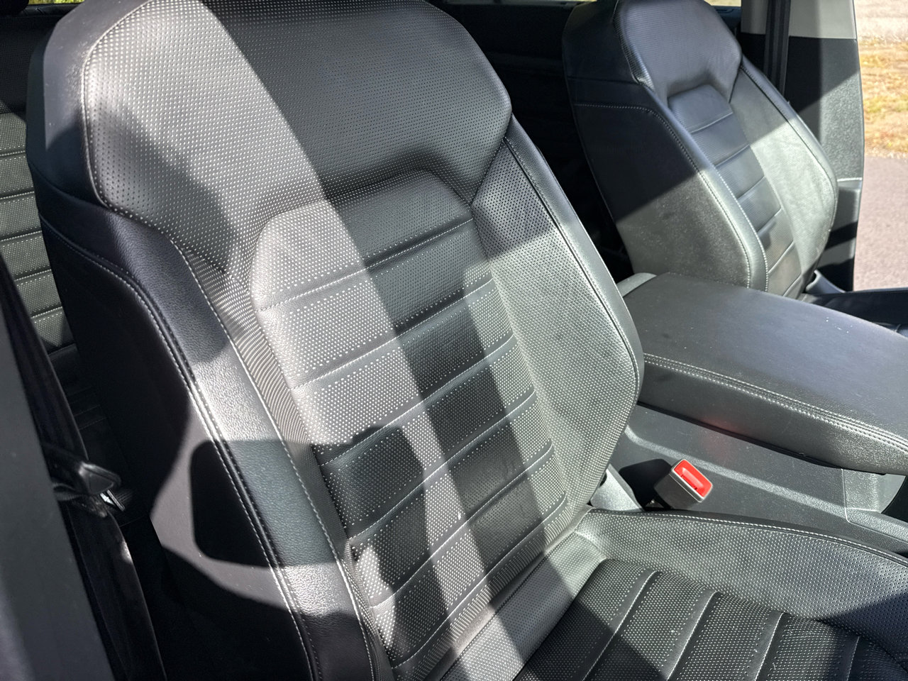 Used 2019 Volkswagen Atlas SEL R-Line image 32
