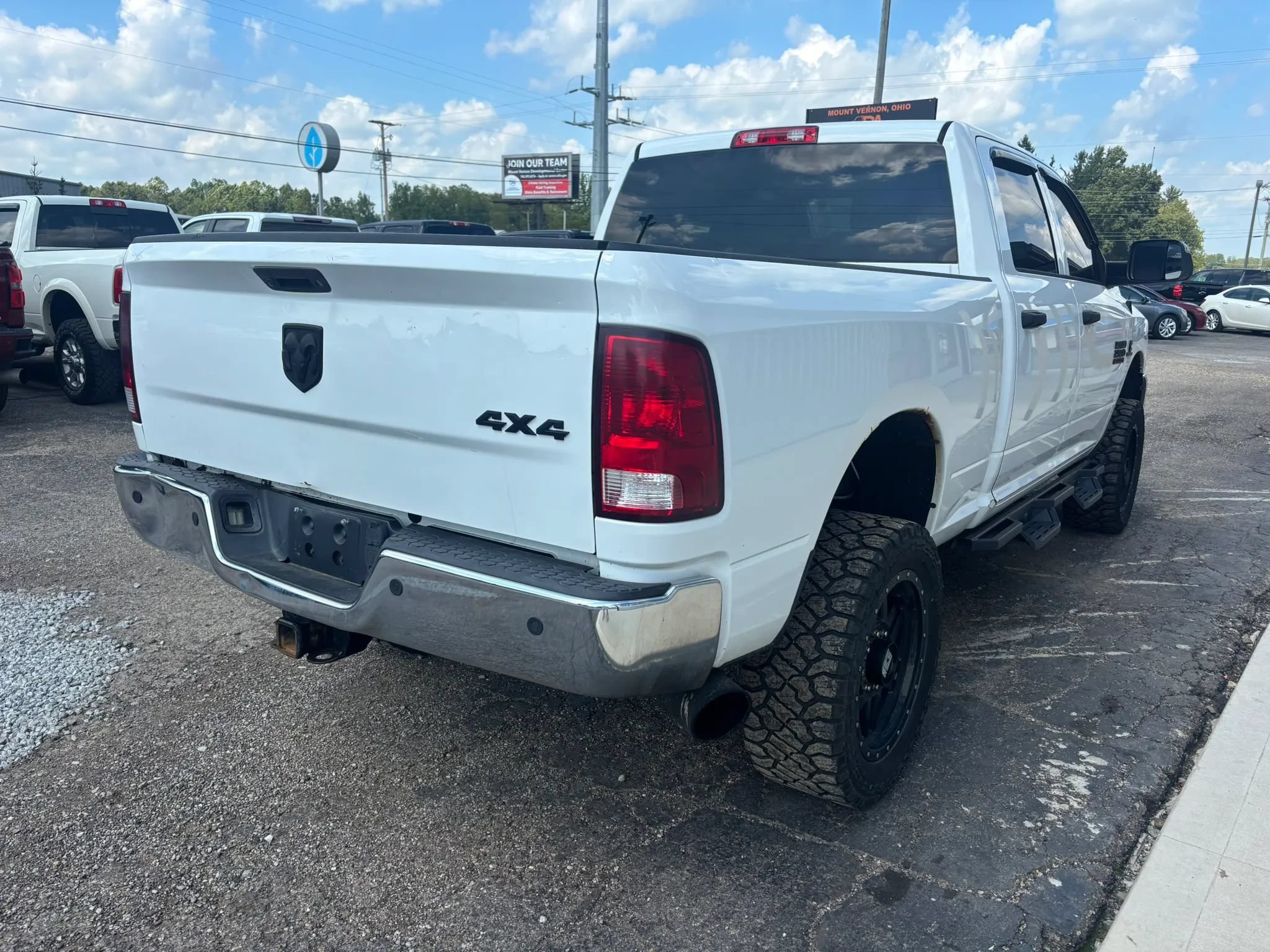 Used 2017 RAM 2500 Tradesman w/ Chrome Appearance Group AWD/4WD image 6