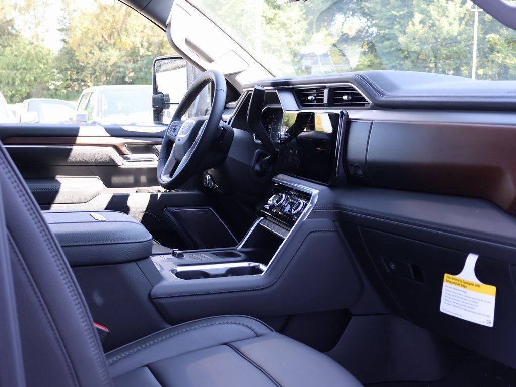 New 2026 GMC Sierra 3500 Denali w/ Denali Reserve Package image 49