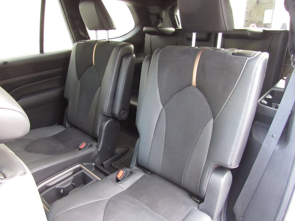 Certified 2024 Toyota Grand Highlander AWD Hybrid image 17