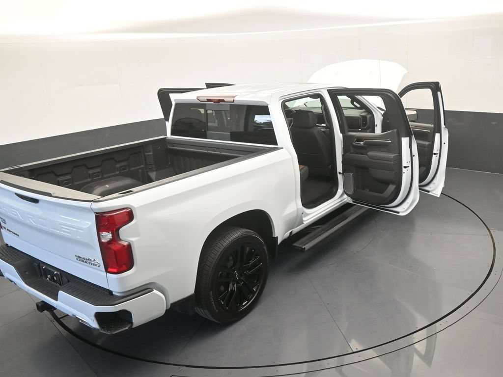 Used 2026 Chevrolet Silverado 1500 High Country w/ Technology Package AWD/4WD image 85