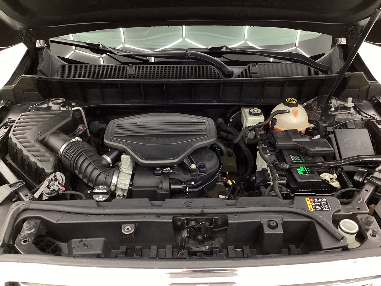 Used 2017 GMC Acadia SLT AWD/4WD image 47