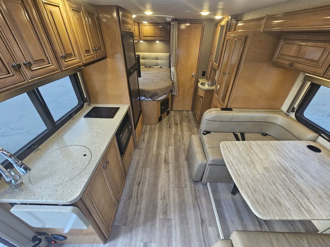 Used 2017 Mercedes-Benz Sprinter 3500 image 20